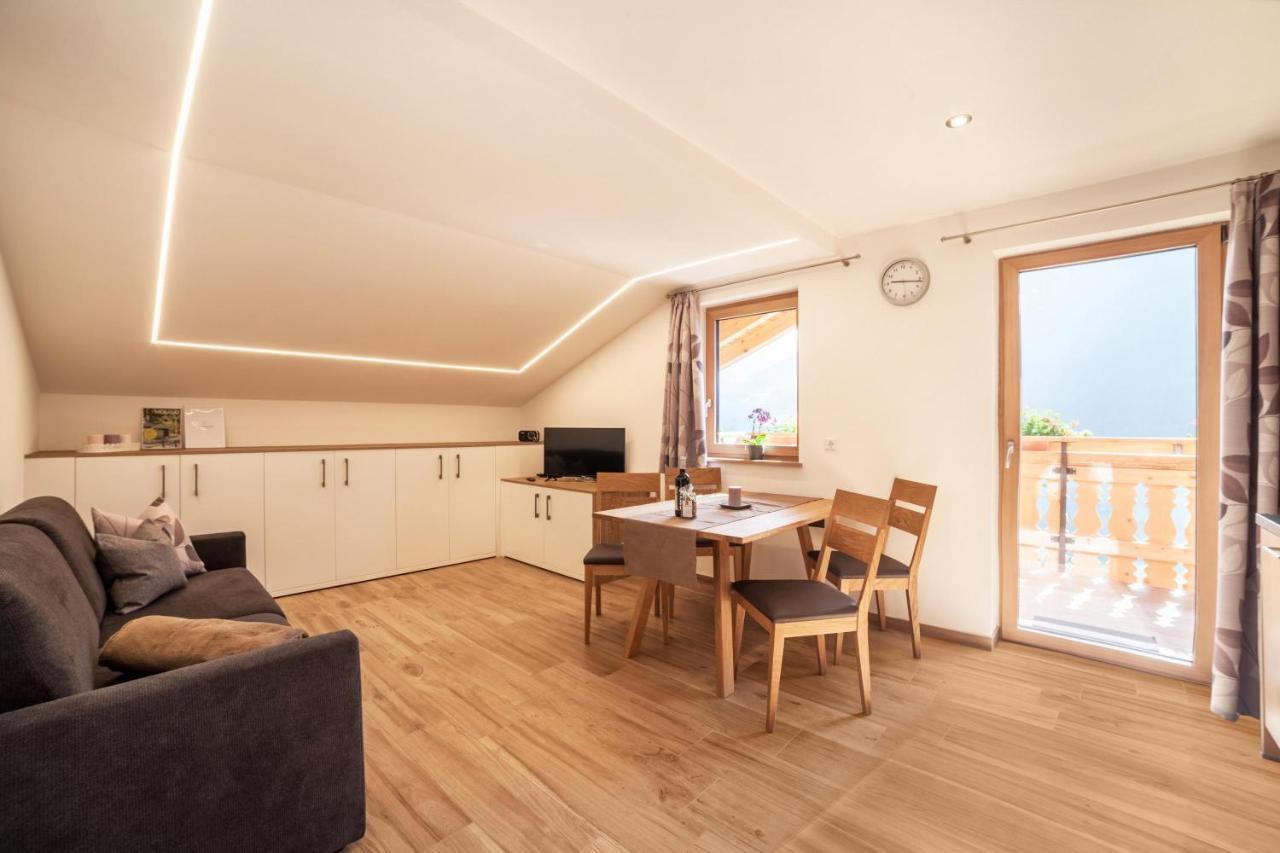 סן מאורו Innergasserhof Ferienwohnung Enzian מראה חיצוני תמונה